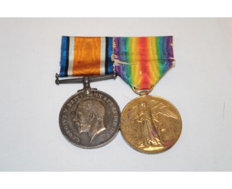 A First War pair of medals awarded to 2. Lieut. E. J. Standlick (DCLI)