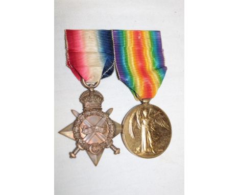 A 1914/15 Star awarded to No. 15636 Pte. R. G. Hunt Liverpool Regiment together with accompanying Victory medal (2.Lieut. R. 