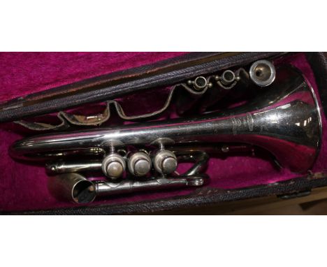 Cased French horn/cornet