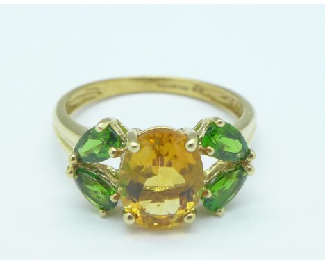 A 9ct gold, citrine and tourmaline ring, 2.3g, O