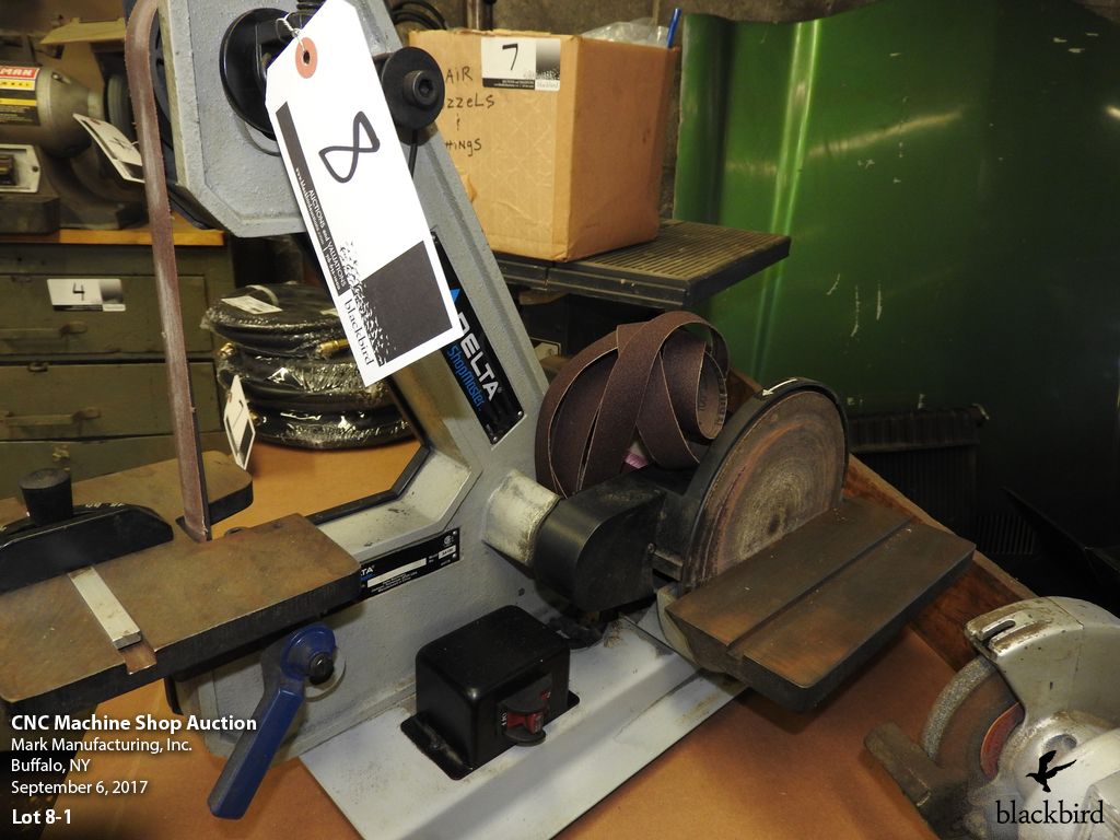 Delta Shopmaster model SA180, 1" belt and 8" disc sander