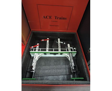 An Ace Trains 0 gauge Signal Gantry in original box ACS/1