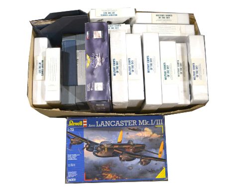 Military aircraft models, including twenty-four Atlas Military Giants of the Sky models, with a selection of booklets, boxed;