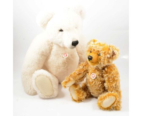 Steiff Germany teddy bears, two including Teddybar Polar Ted EAN036514 limited edition of 1500, with tag and certificate, 65c
