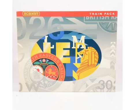 Hornby OO gauge model railway train pack R2000 Great North Eastern 125th high-speed train, boxed.