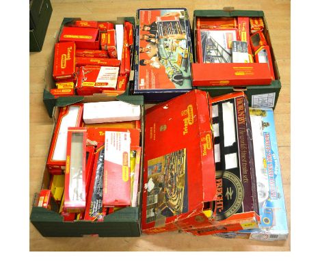 OO gauge model railway empty boxes, a good quantity in three boxes, including Horny, Tri-ang and others; along with emtpy box