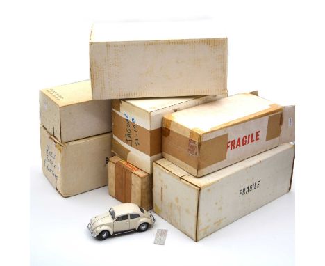 FranklinMint 1:24 scale models, seven including Rolls-Royce Silver Ghost; Jaguar SS-100; 1930 Dusenberg J Derham Tourister; M