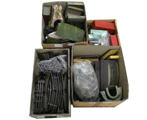 O gauge model railways, three boxes and a wooden box of track-side scenery and accessories, including tunnels, buildings, sig