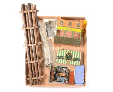 Model railways selection, including Hornby O gauge signal cabin no.2E; four Bassett-Lowke straight rails; tin of spare train 