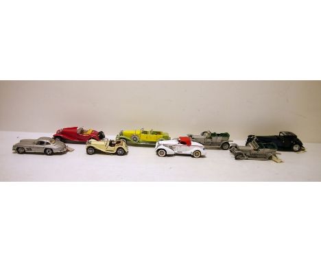 Quantity of loose Franklin Mint precision models to include 2 x 1907 Rolls Royce 'The Silver Ghost', 1970 Duesenberg Derham T