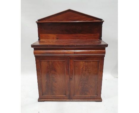 Late 19th century mahogany chiffonier with two cupboard doors, 90cm x 125cm