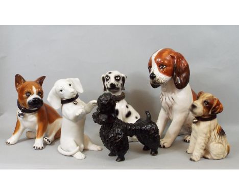 Six ceramic figures of dogs, Poodle, Dachshund, Boxer, etc, 30 cm and smaller 