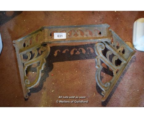 DECORATIVE WROUGHT IRON SINK BRACKET