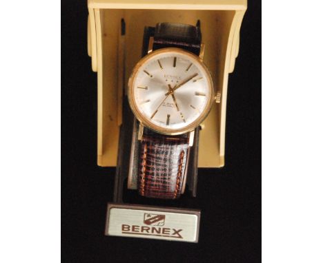 A 1970s 9ct Bernex gentleman's manual wind wristwatch with silvered dial, gilt baton markers, 17 jewel movement, dial diamete