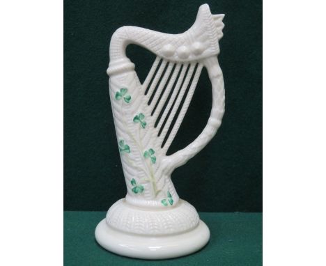 BELLEEK GLAZED CERAMIC HARP 22cm 