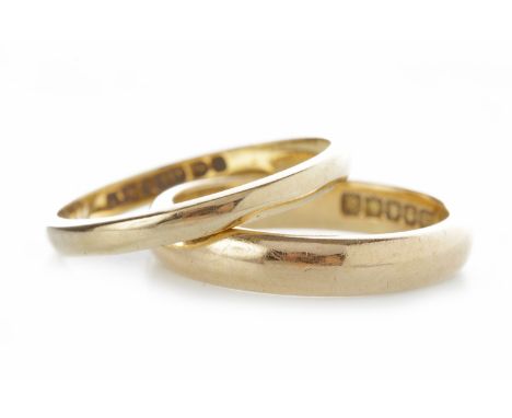 EIGHTEEN CARAT GOLD WEDDING BAND size K, 4.1g; along with a nine carat gold wedding band, size M, 1.2g (2)