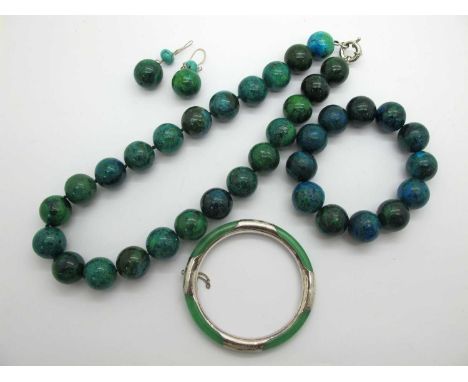 A Modern Jade Coloured Hinged Bangle, hinged to snap clasp stamped "925"; together with a modern chunky bead necklace, with m