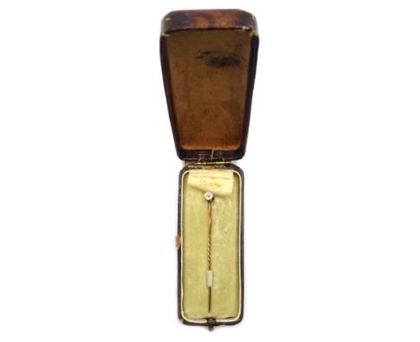 Victorian gold single stone diamond stick pin, detachable screw mount Condition Report & Further Details Click here for furth