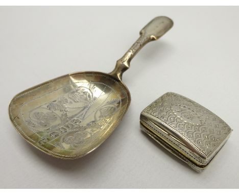 George IV small silver vinaigrette with pierced grille and engraved decoration Birmingham 1821 Maker John Shaw W2.5cm, and a 