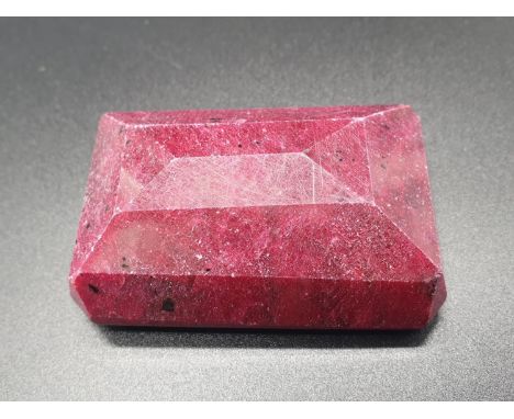754.50Ct Natural Ruby. Marquise cut. IDT certified 