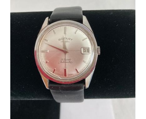 Vintage Rotary automatic gentleman's wristwatch. Excellent condition with new leather strap. Full working order. Glass has sc