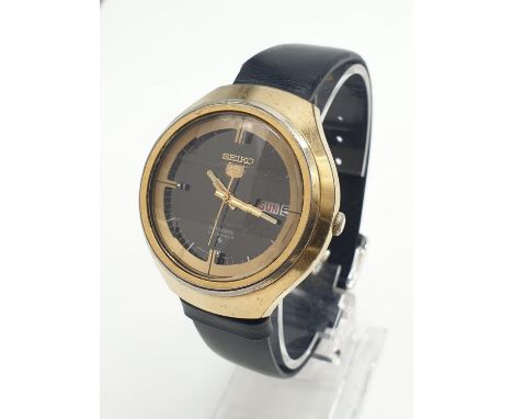 Seiko 1970's automatic watch with leather strap. 