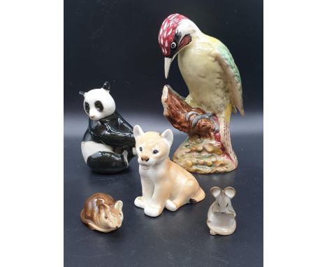Assortment of 5 ceramic animal figurines. Tallest is 22cm in height. All good colouring, no visible chips or cracks. 
