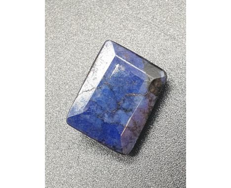 11.60 Ct Natural Blue Sapphire. Rectangular step. GLI certified 