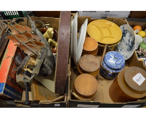 Miscellaneous collectables to include china, model ship etc.