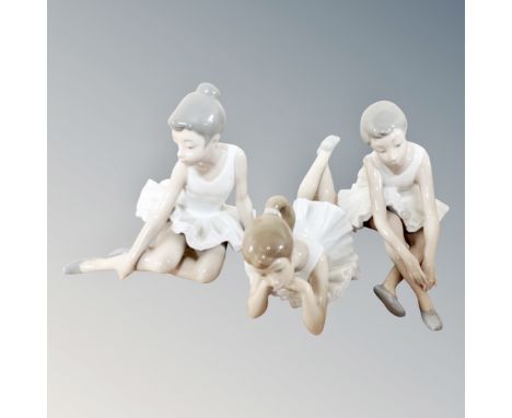 Three Nao figures - Ballerinas 