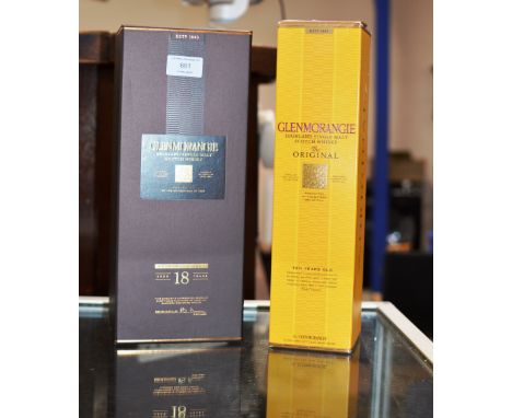 GLENMORANGIE EXTREMELY RARE 18 YEAR OLD HIGHLAND SINGLE MALT SCOTCH WHISKY, WITH PRESENTATION BOX - 70CL, 43% VOL &amp; GLENM