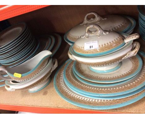 Quantity of Royal Worcester Vitreous pattern dinnerwaresCondition report: Set appears in good order overall, one tureen is mi