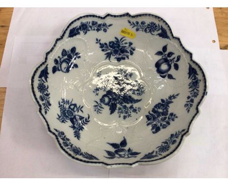 18th century Worcester blue and white porcelain bowl, together with a similar Caughley bowl (2)Condition report: Please see a