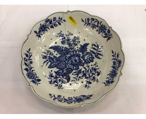 18th century blue and white Worcester porcelain drainer together with an 18th century Derby sauce boat and a similar Bow butt