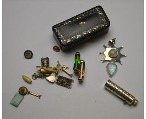A contemporary style pendant set long faceted green and gold stones stamped 925 to/w antique snuff box set mother of pearl, p