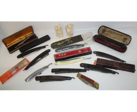 Large selection of cut throat razors including Solingen, Harrison Bro & Howson, Parkin & Marshall, loose blades, two resin Ch