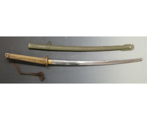 WWII Japanese officer's Samurai sword with hamon, gilt highlights to mounts and shagreen and woven handle, length of blade 70