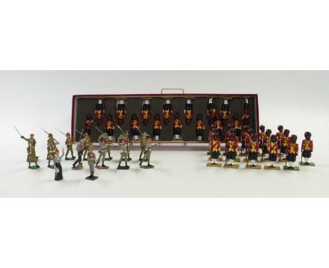 Two Britains diecast model soldier sets All the Queen's Men Regiments of the British Army, Boer War Infantry and The Delhi Du