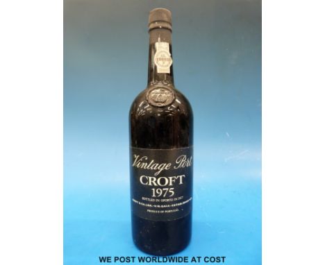 1975 Crofts Vintage Port, 75cl bottle 
