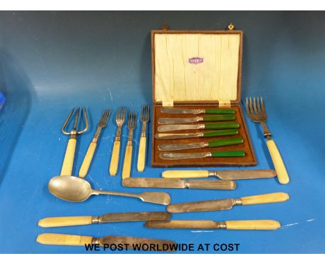 A quantity of silver plated cutlery to include mother of pearl handled set of cased butter knives etc