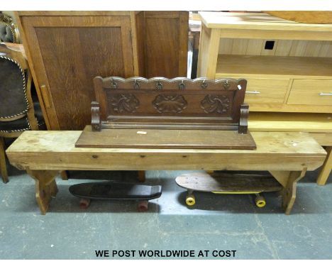A pine bench (length 170cm) and a coat rack. 