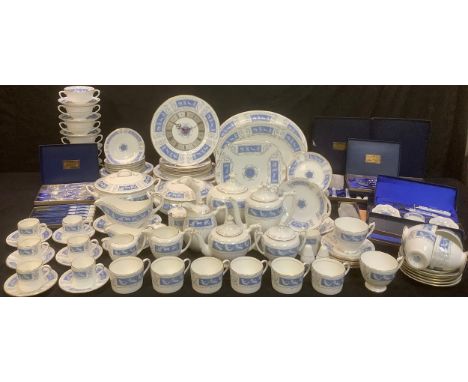 A comprehensive Coalport Revelry pattern dinner, tea and coffee service for six comprising vegetable dishes, serving platters