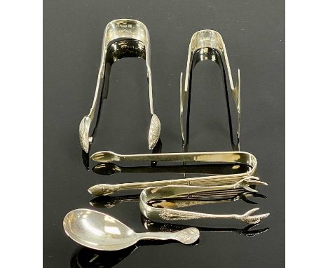 GROUP OF SMALL SILVER COLLECTABLES, caddy spoon with embossed handle, Edinburgh 1848, sardine tongs, Chester 1910, sugar nips