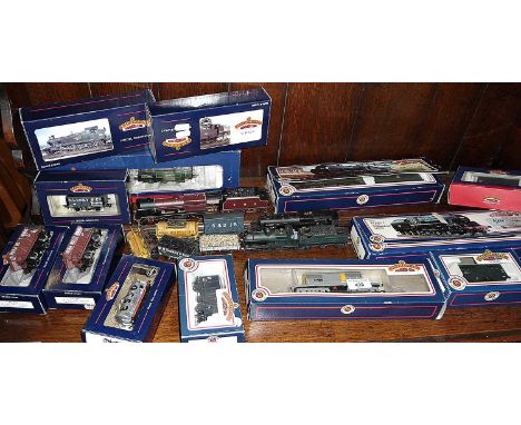 Collection of Bachmann Branch-Line locomotives and rolling stock, inc. boxed BR class 4-6-0, boxed BR green 'Sir Walter Ralei