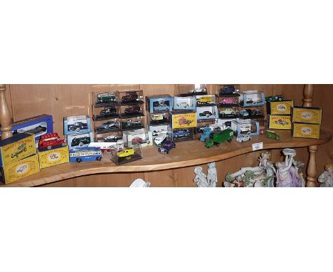 Oxford and other boxed and unboxed diecast vehicles. Together with some boxed Lesney Models of Yesteryear, inc. 1908 Mercedes