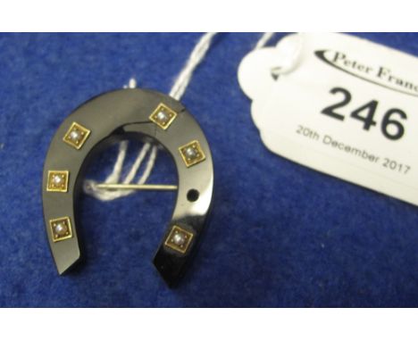 Victorian onyx and pearl horse shoe brooch.(B.P. 24% incl. VAT)
