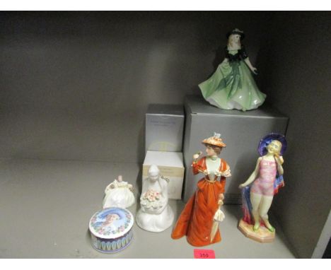 A small group of porcelain ornaments to include an Atlas China Bathing Belle figurine, a Goebel lady figurine, Royal Worceste