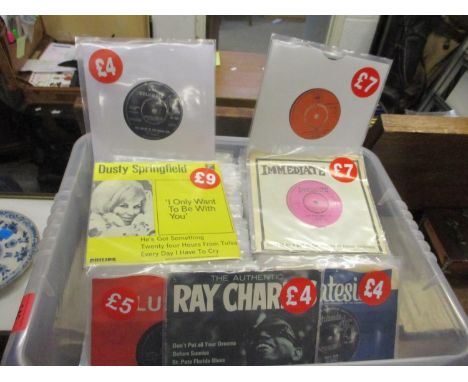 A quantity of approximately 150 1960s singles records to include Ray Charles, Fleetwood Mac, Dusty Springfield, Bob Dylan, an