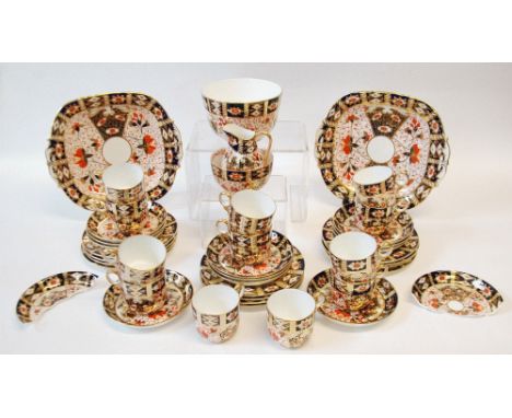 LATE VICTORIAN DAVENPORT PORCELAIN 42 PIECE 'JAPAN' PATTERN TEA SERVICE, red printed mark and pattern No. 2614 (42) 
