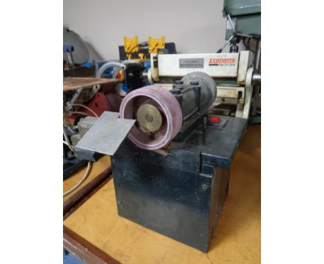 An electric grinder 